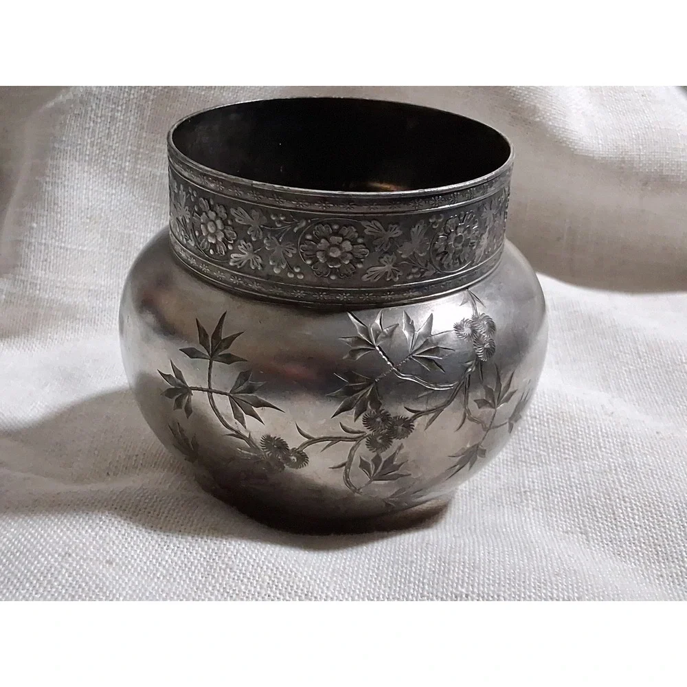 James W Tufts Boston Quadruple Plate Silver Thistle Floral Bowl 1940 Victorian